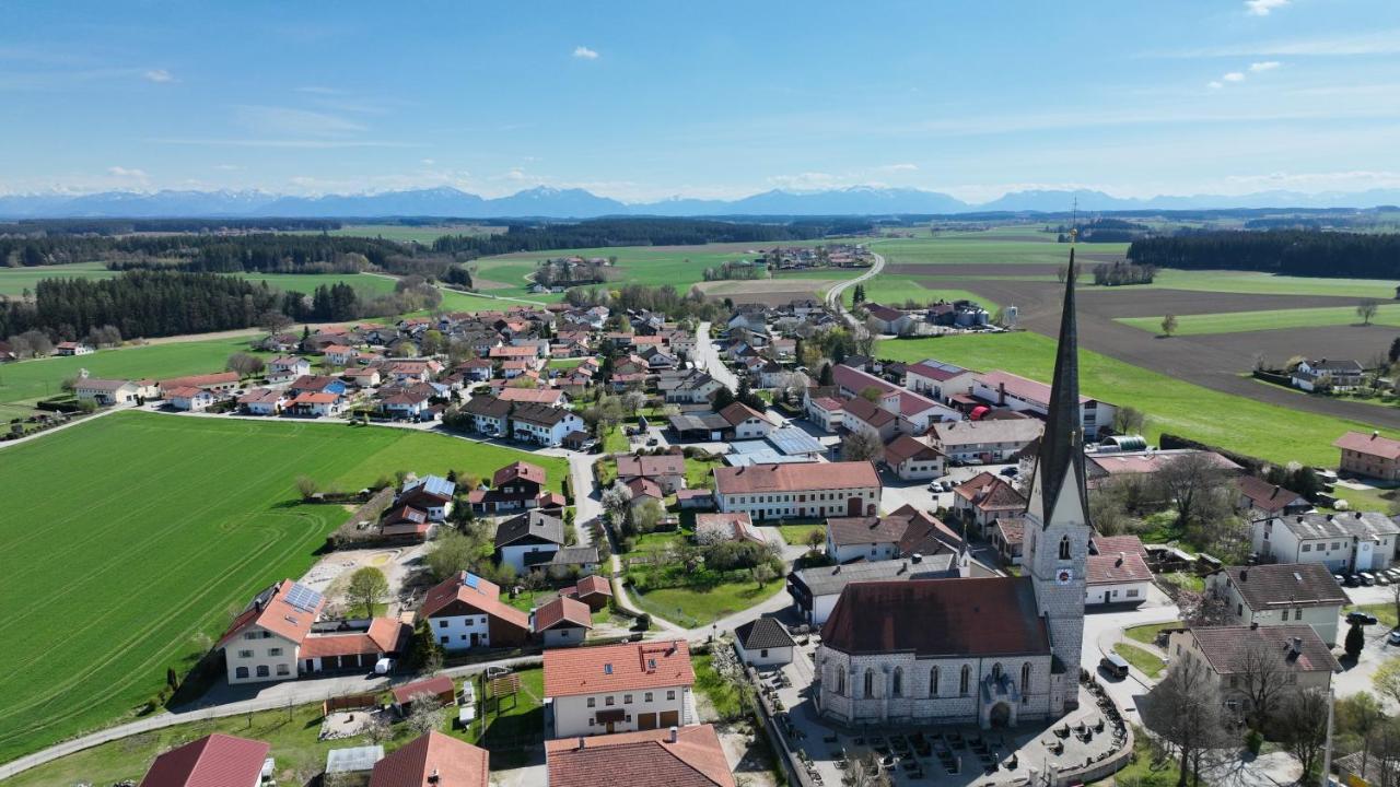 Modernes Loft Vor Den Toren Des Chiemgaus Tacherting Extérieur photo